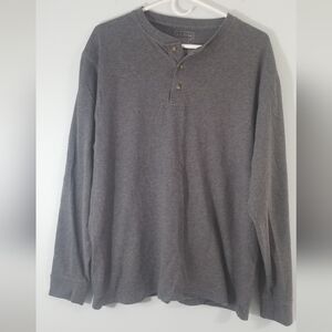 L.L. Bean Long Sleeve Tee. Traditional Regular Fit. 1/4 Button Down. Size Large.